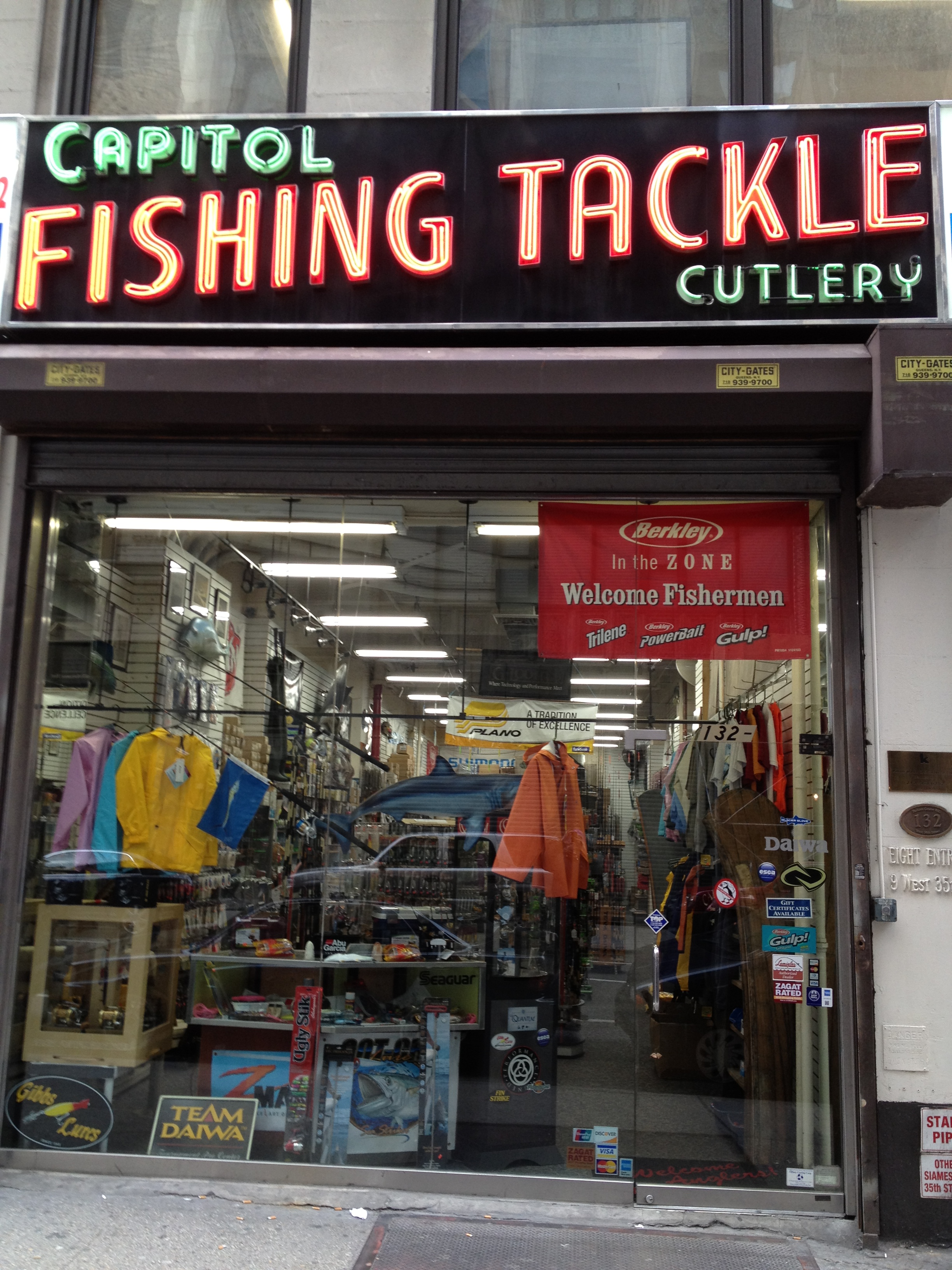 Fiskeaffär på Manhattan, New York City Capitol Fishing Tackle - FiskeFürAlle